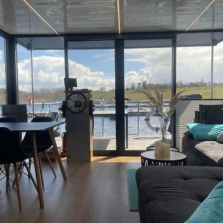 Hausboot Schiff Fuer 4 Personen Ca, 33 M Sup2 In Braunsbedra, Sachsen Anhalt Halle Saale Unstrut Region Dış mekan fotoğraf